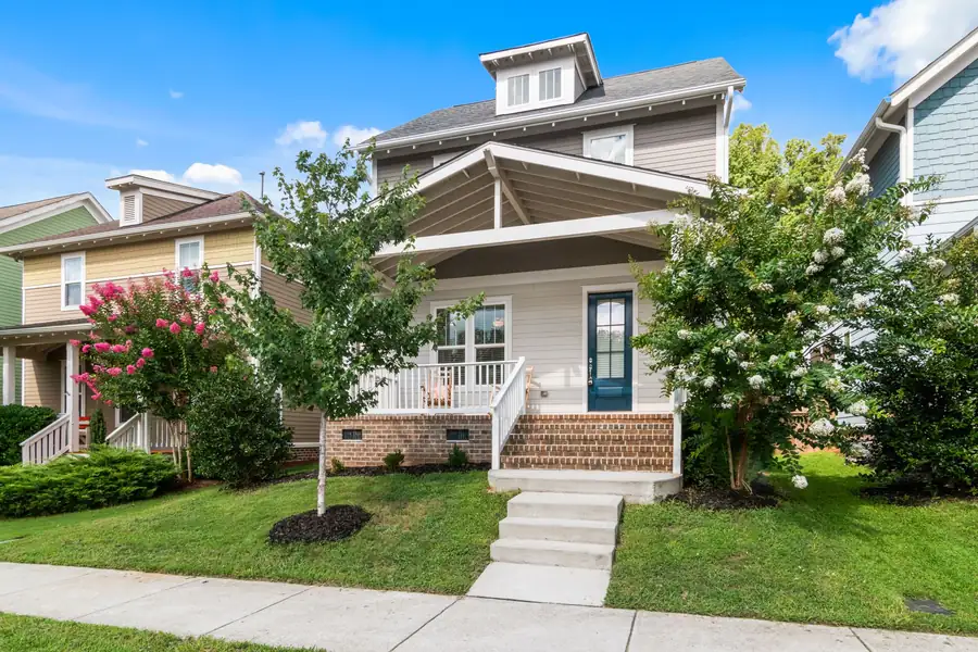 Craftsman-style house with a front porch